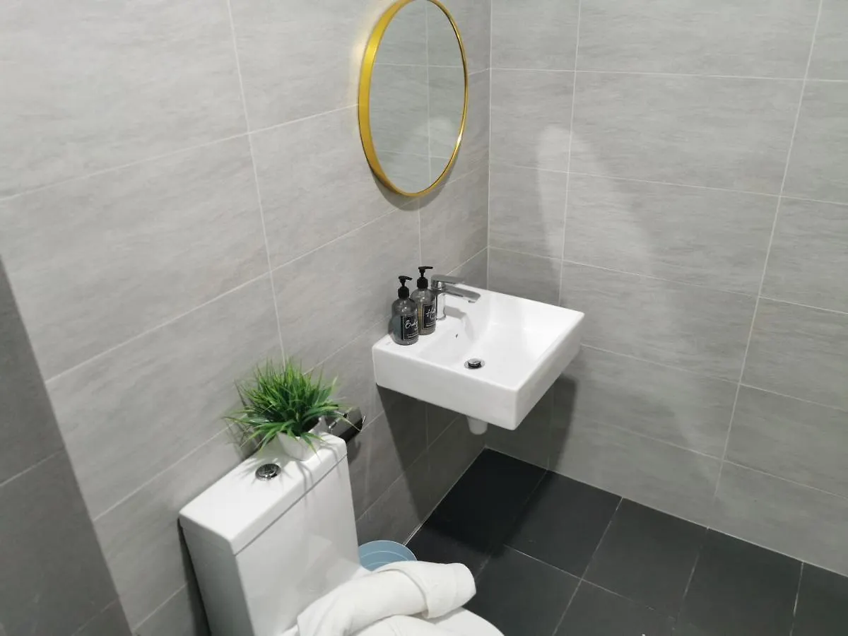 Rica Cozy Sentul West, Jln Ipoh 2Br 6Pax I Homebrickz Kuala Lumpur 0*,